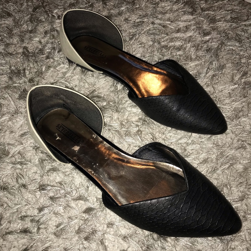 Seychelles Cello pointed toe flats